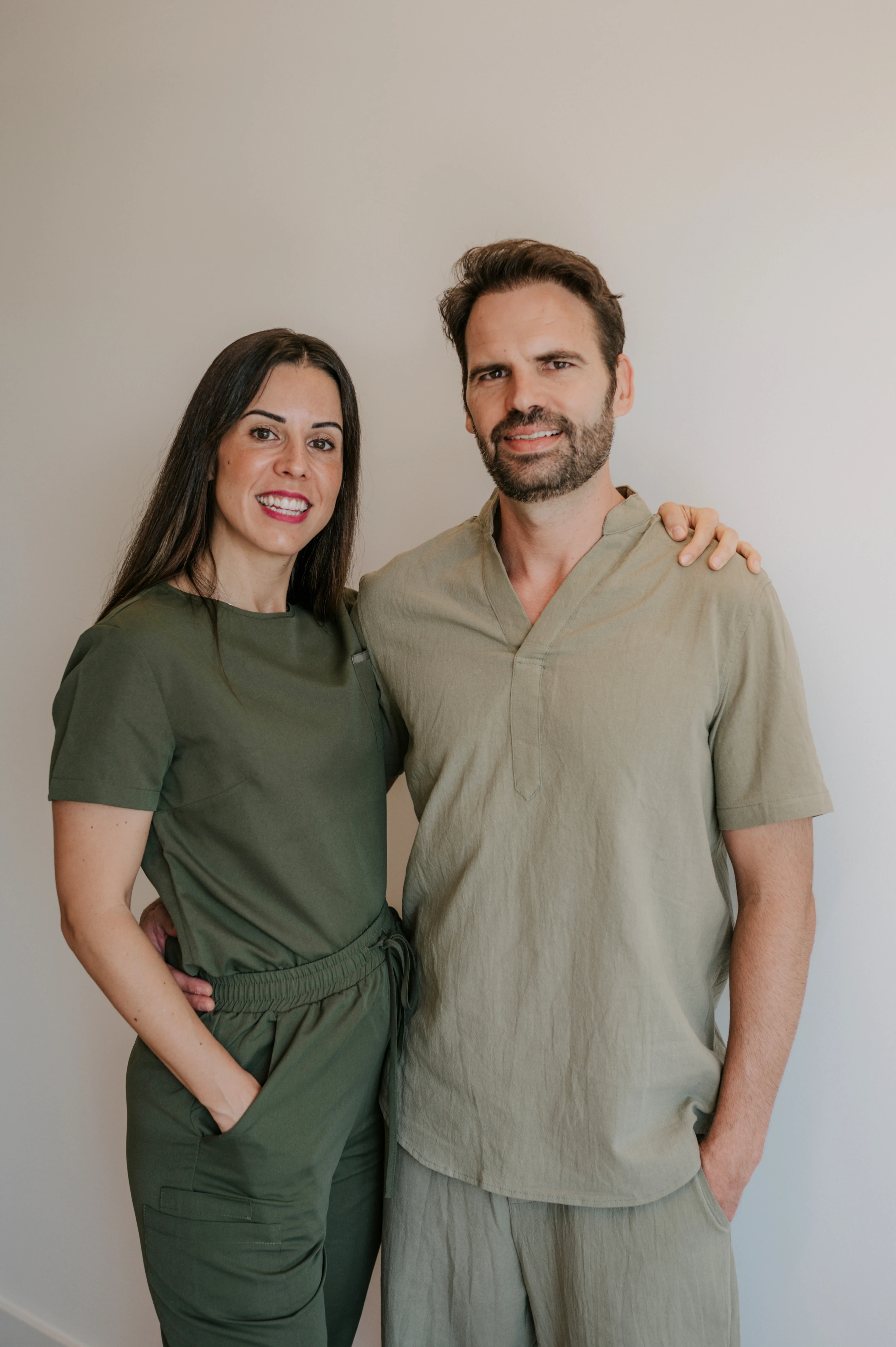 about-02 Doctora Sara Benito Ruiz y Doctor Blas García Caldentey